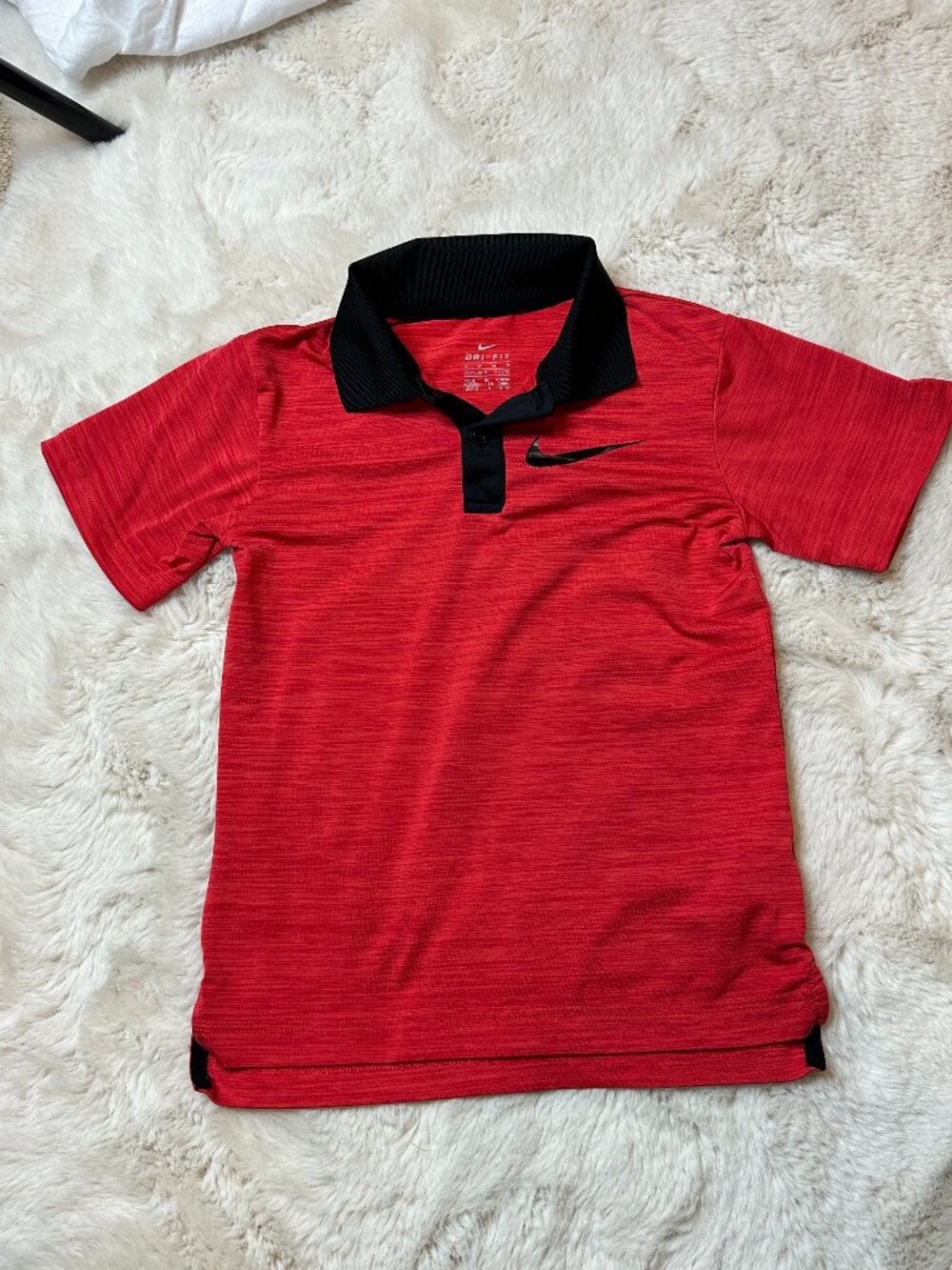 Nike Dri-FIT polo shirt - Size 6